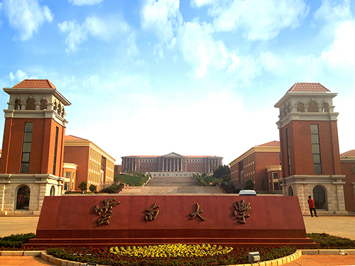1、云南大学呈贡校区一期智能化建设工程.jpg